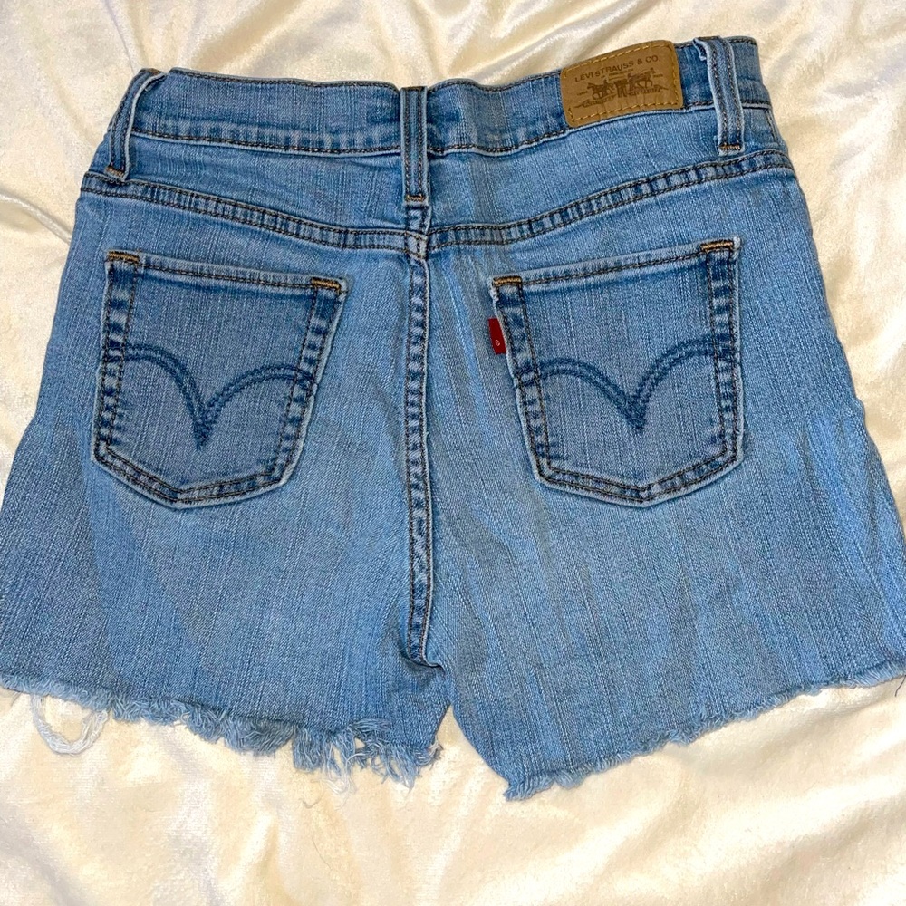 Levi’s cut off shorts